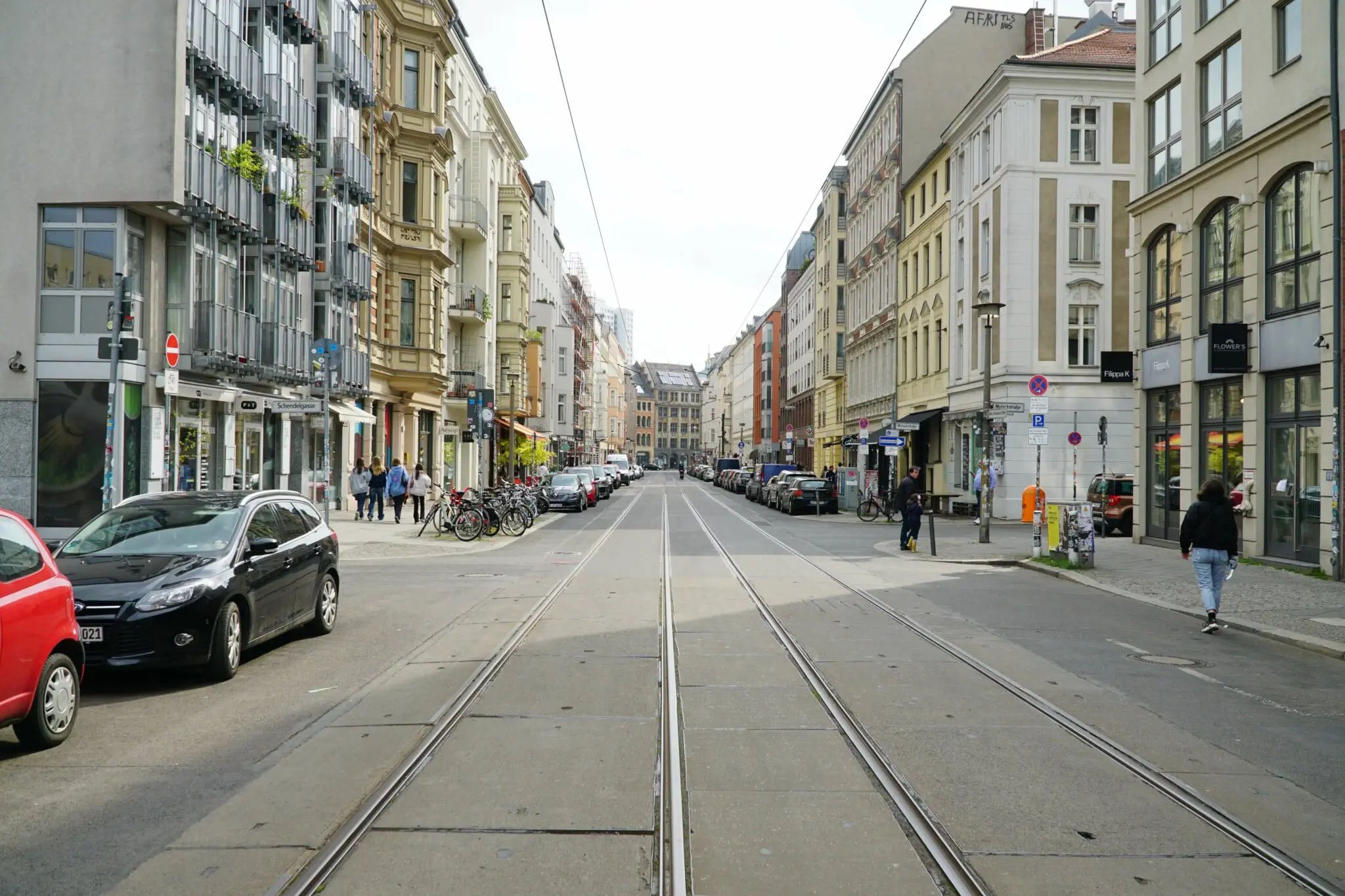 Alte Schönhauser Straße autofrei Berlin by Tom Meiser & Timo Schmid vorher